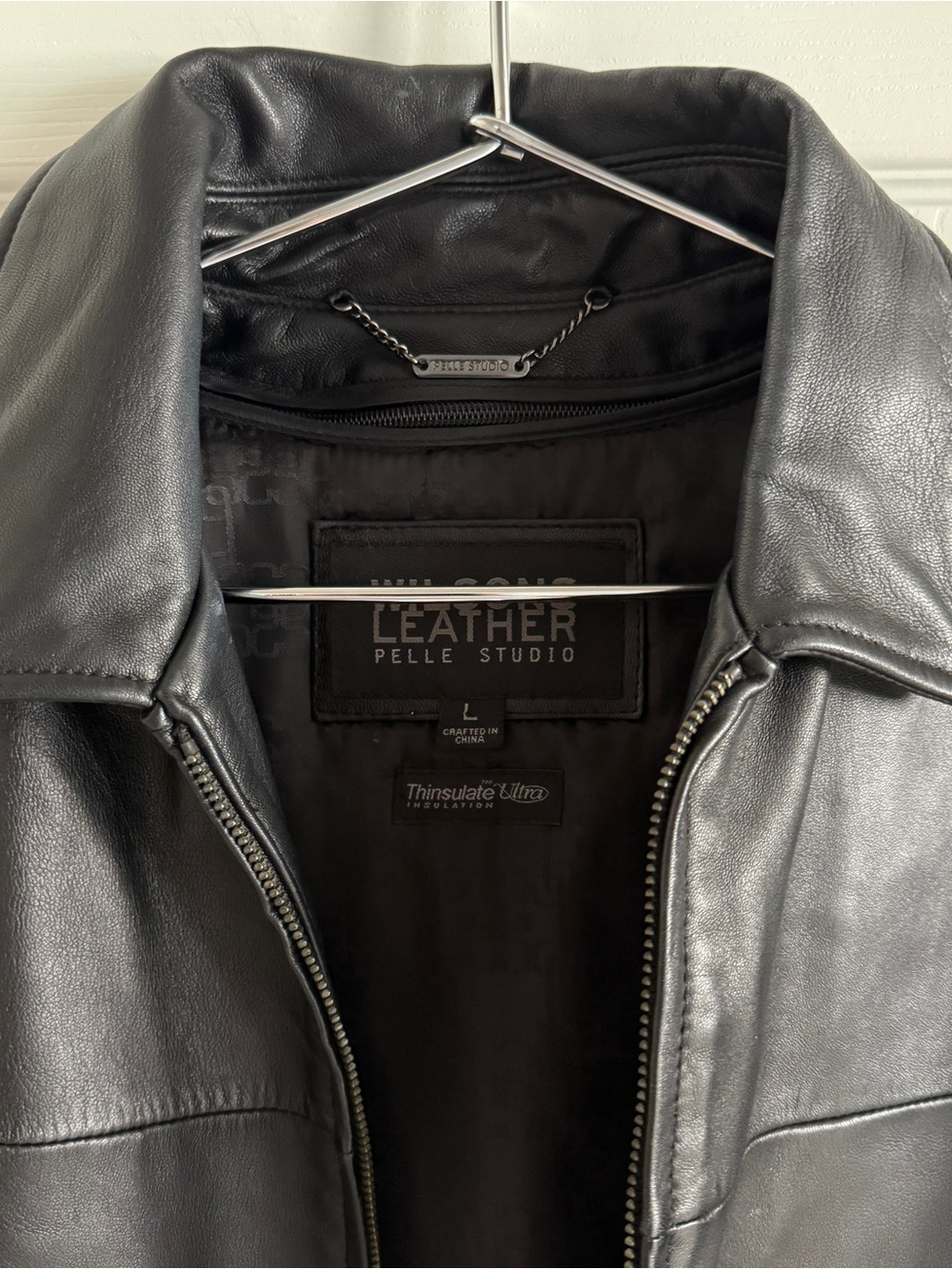 100% Genuine Leather Jacket - Picture 4 of 7